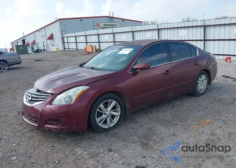 2011 Nissan Altima 2.5 S z USA, uszkodzony, nr VIN 1N4AL2AP5BN492460